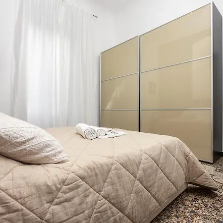 Homes In - Gold&silver *
