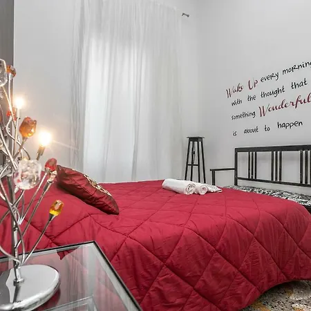 Homes In - Gold And Silver شقة