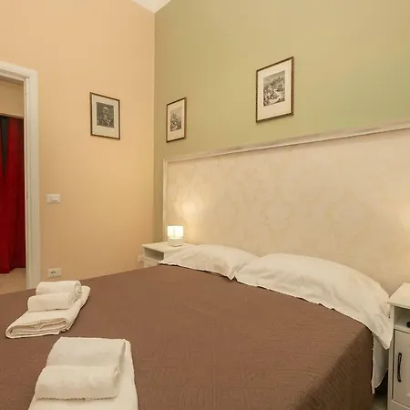 Homes In - Gold And Silver