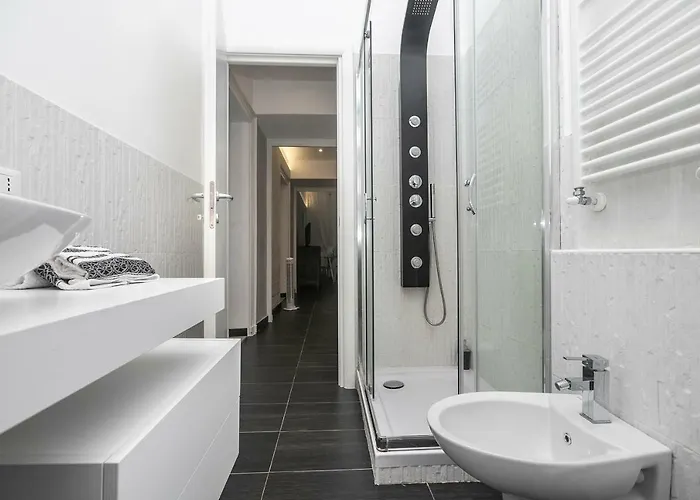 アパート Homes In - Gold And Silver