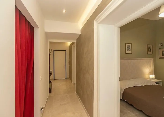 Homes In - Gold And Silver Apartment Genoa